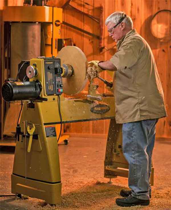 Best powermatic lathe buying guide will come very handy. Powermatic 4224b wood lathe is one of the best!
