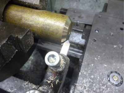 Turning the top slide to make tapers